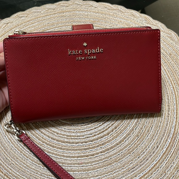 Kate Spade Phone Wallet Wristlet Red Currant - Picture 2 of 8